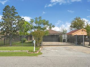 9208 Carousel Ln, Houston, TX 77080