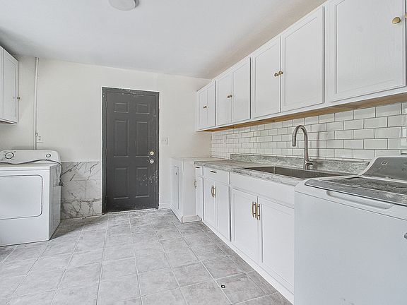 2nd image of 151 Stratton Dr