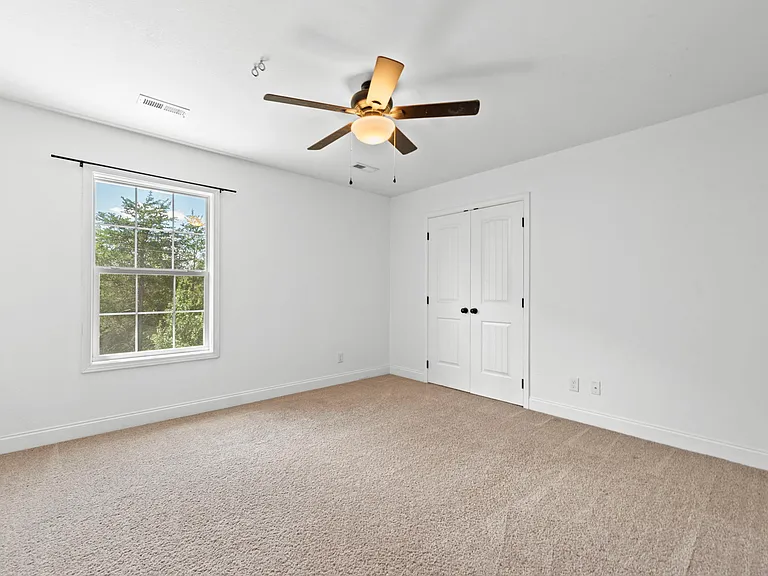317 Wynberry Ct — Photo 23