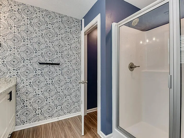 540 Vinings Dr — Photo 34
