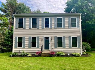 126 Slades Corner Rd, Dartmouth, MA 02748