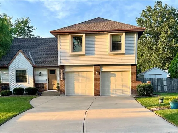 15740 W 146th St, Olathe, KS 66062