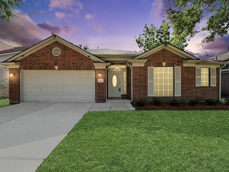 5618 Painted Trail Dr — Photo 1