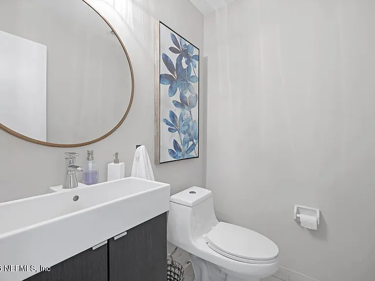 14352 Crystal Cove Dr S — Photo 8