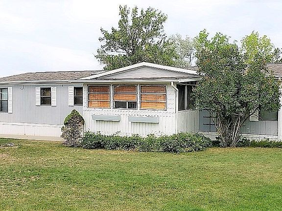 Private Screened-In Porch