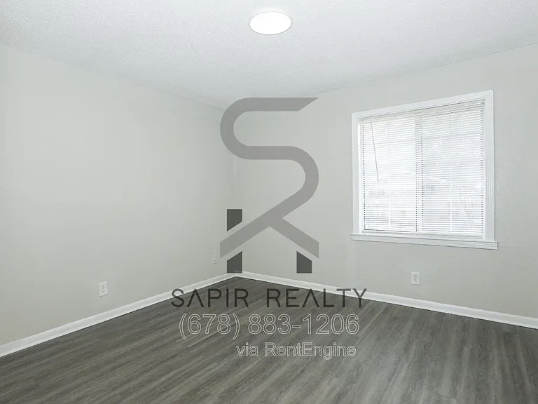 2065 Alison Ct SW #6 — Photo 7
