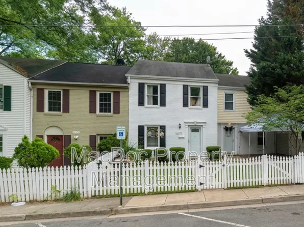 9209 Hood Rd, Manassas, VA 20110