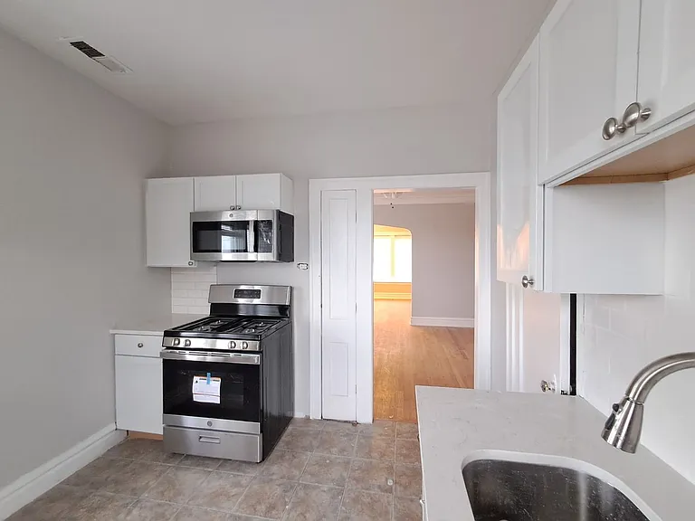 6060 W Fullerton Ave — Photo 6