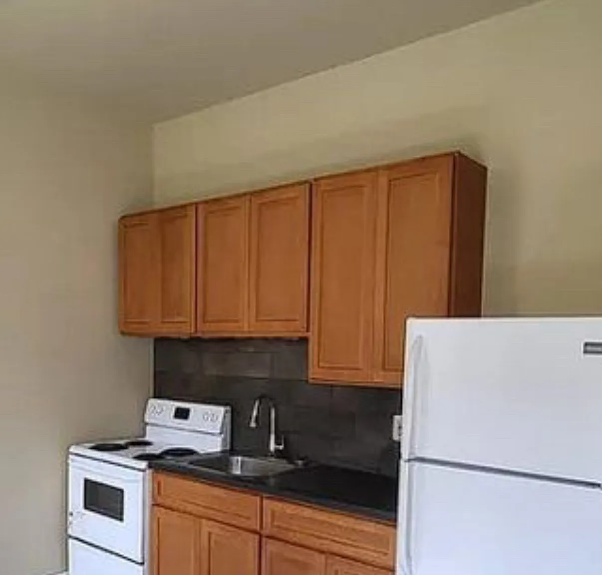2 bed, $1,190 — Photo 1