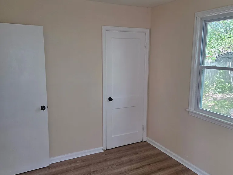 Lemuel Bedroom