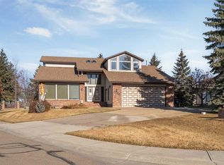 4211 S 69th St, Camrose, AB T4V3V9
