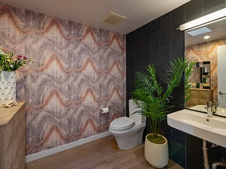 751 N Fairfax Ave #12 — Photo 8