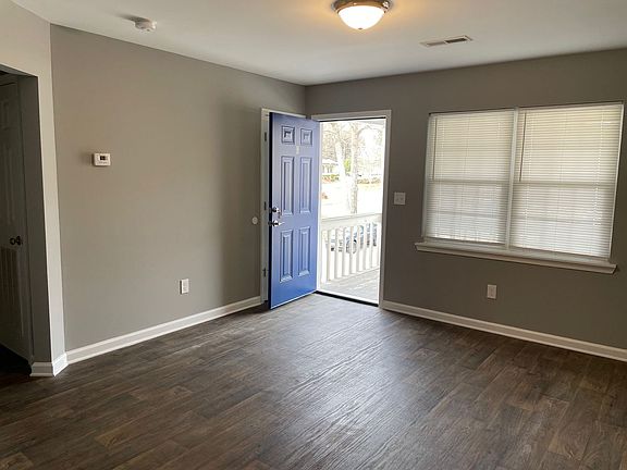 5th image of 705-711 S Church St #721G