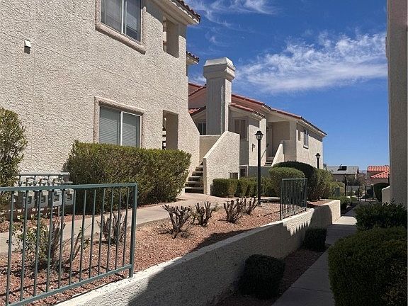 2nd image of 7810 Tenshaw Ave APT 102