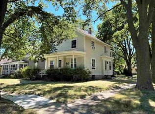 2303 Parmele St, Rockford, IL