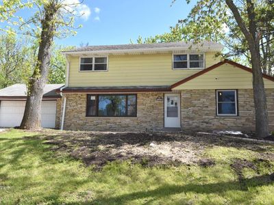 N76W14092 Appleton AVENUE, Menomonee Falls, WI, 53051