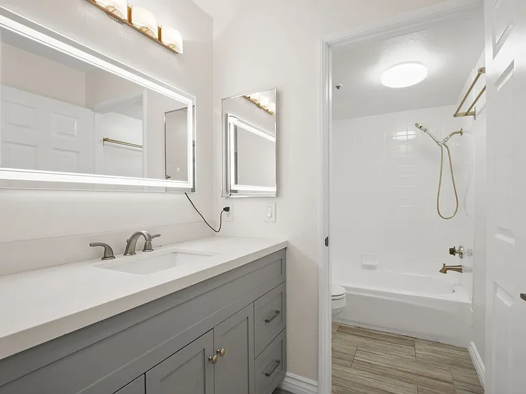 4111 Carol Dr #C — Photo 9