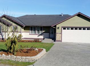 1151 Rolling Dr, Camano Island, WA 98282