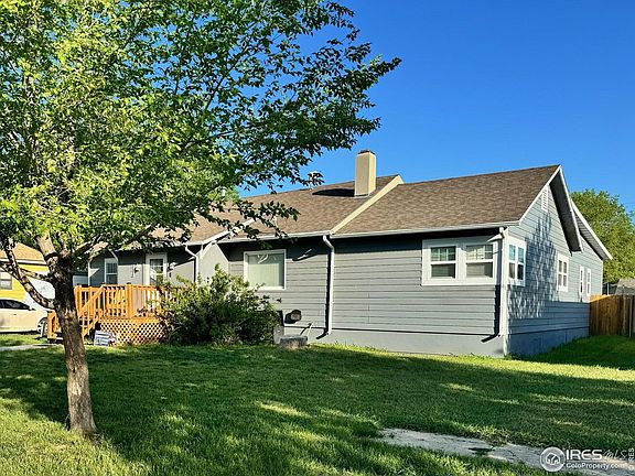 2nd image of 208 E 6th St
