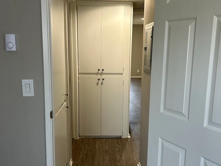 Taylor Garden Apartments — Photo 60