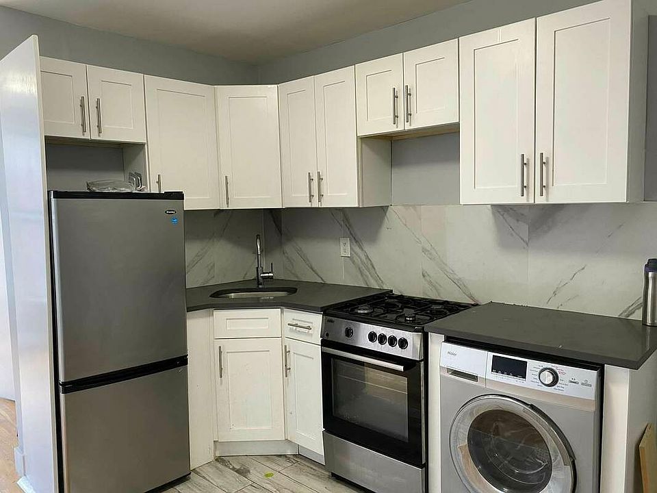 1st image of 237 E 111th St APT 11
