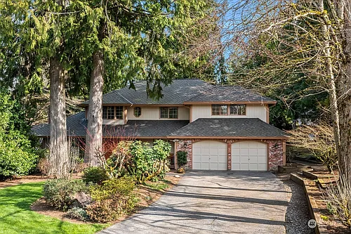 3721 204th Pl NE Photo 1