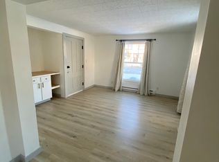 454 Kenwood Ave Floor 1, Delmar, NY 12054