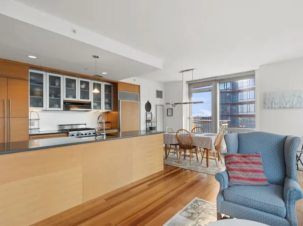 30 West Street 33B image 2 of 10