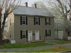 1st image of 404 W Poplar St