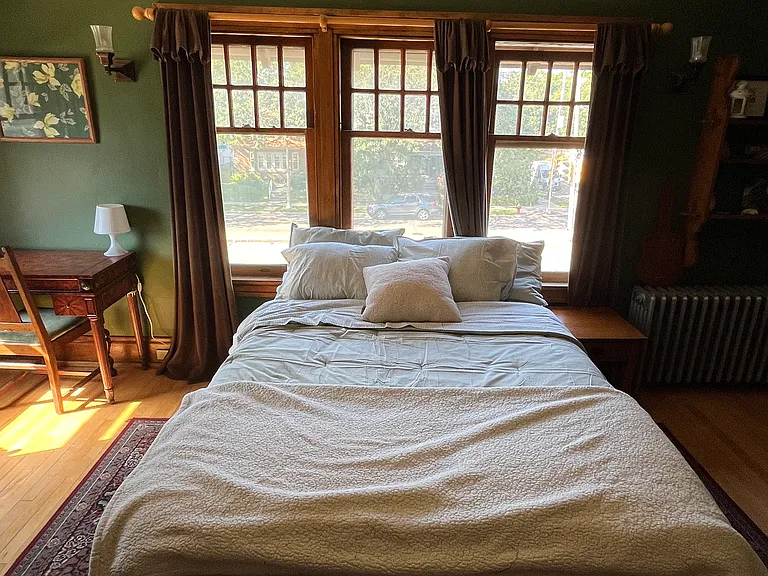 Brand new Queen bed