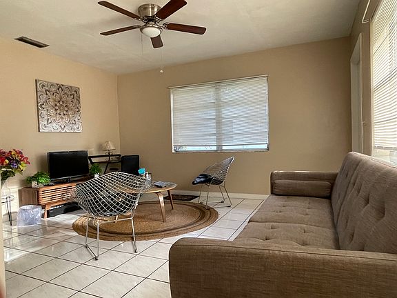 2nd image of 10839 NE 2nd Pl #10839