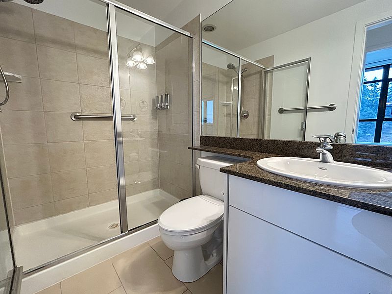 New Westminster Apartment for rent - 2 Bedrooms — photo 13
