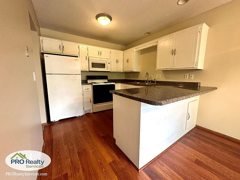 13350 Timber Crest Dr N — Photo 4