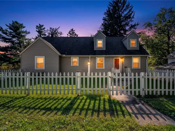 144 Church St, Doylestown, OH 44230