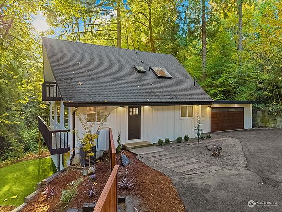 5th image of 5018 78th Avenue NW