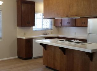 798 Canyon Rd, Redwood City, CA 94062