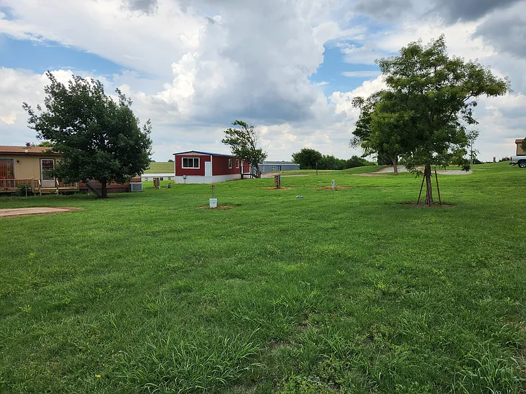 3203 S Highway 183 #29 — Photo 4