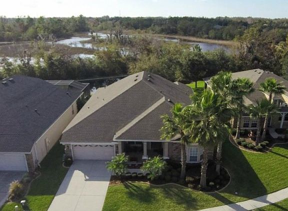 3rd image of 7503 Ambleside Dr
