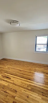 Rented by Royal House Realty, Inc. | media 33