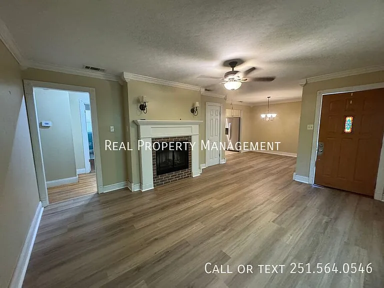 1063 Midmoor Dr — Photo 5