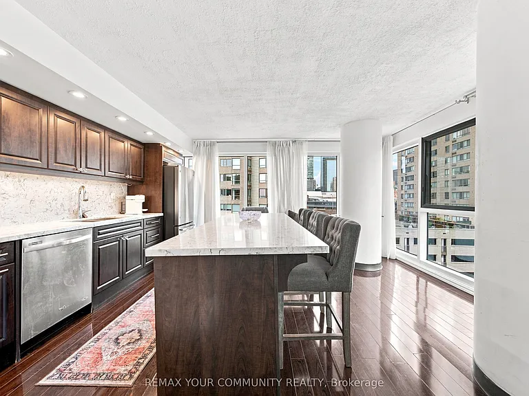 251 Queens Quay W #705 — Photo 20