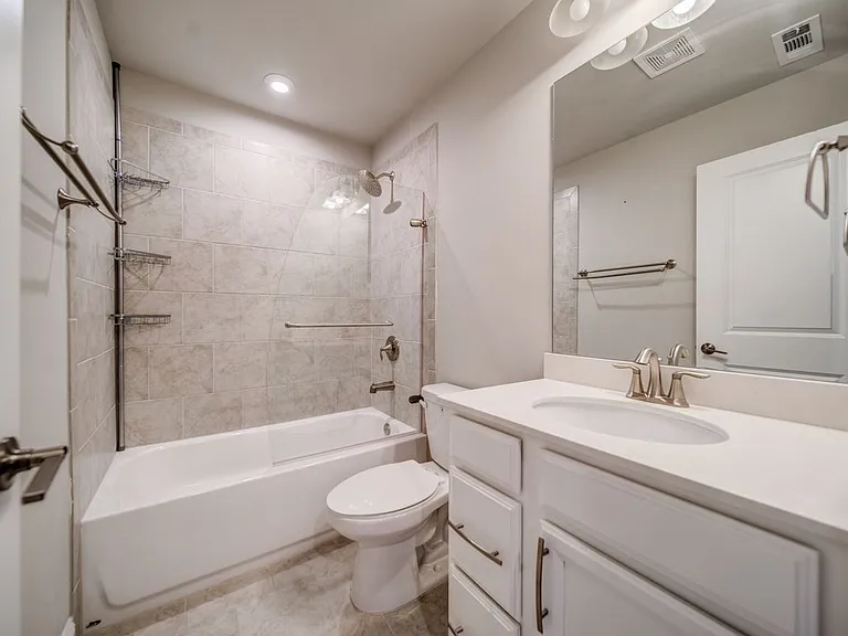 1363 Harris Way S — Photo 10