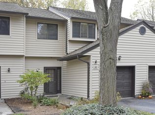 30 Oriole Ter, Newton, NJ 07860