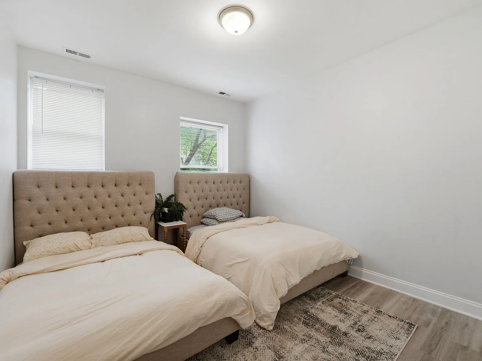 2 bed, 1.5 bath, 1200 sqft, $1,850 — Photo 4