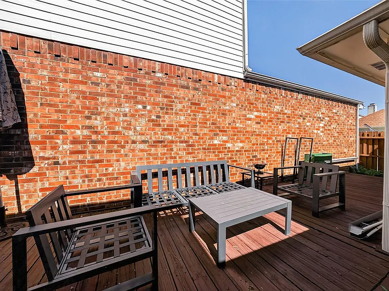 6015 Homestead Ct — Photo 22