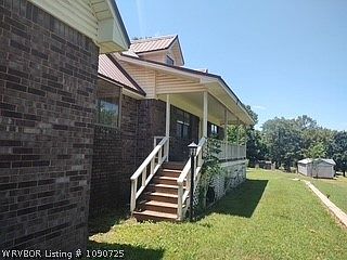 2nd image of 705 S Elm St