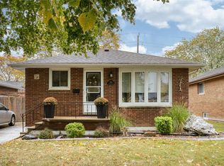 1260 Laurendeau Ave, Windsor, ON N8Y 4B5