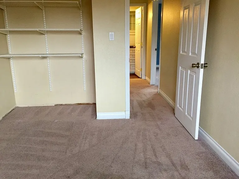 1651 S Juniper St #225 — Photo 35