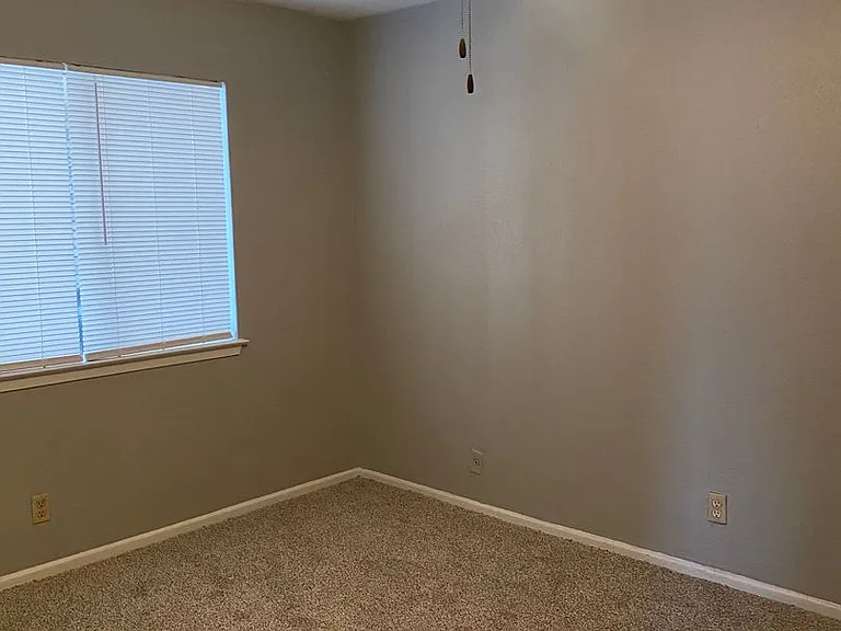 TEXANA APARTMENTS — Photo 8