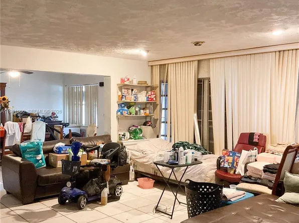 2515 SW 44th Ave, Hollywood, FL 33023